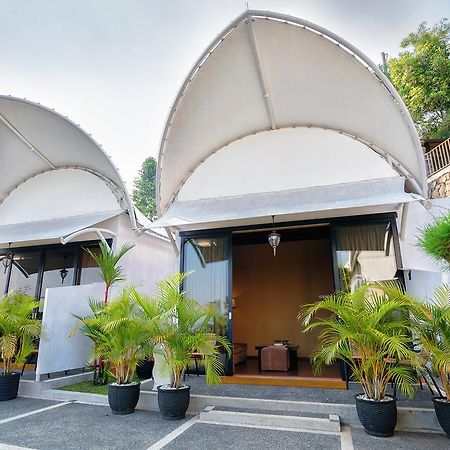 The Valley Resort Hotel Cimenyan Extérieur photo