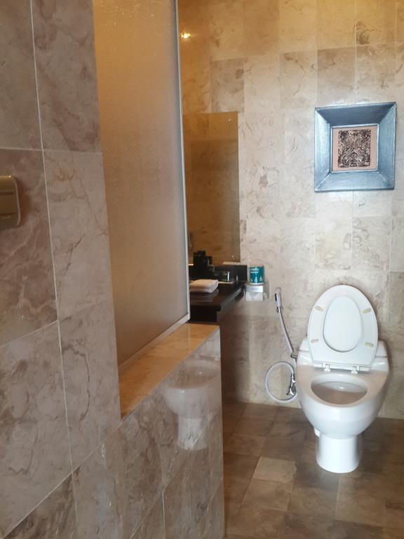 The Valley Resort Hotel Cimenyan Extérieur photo