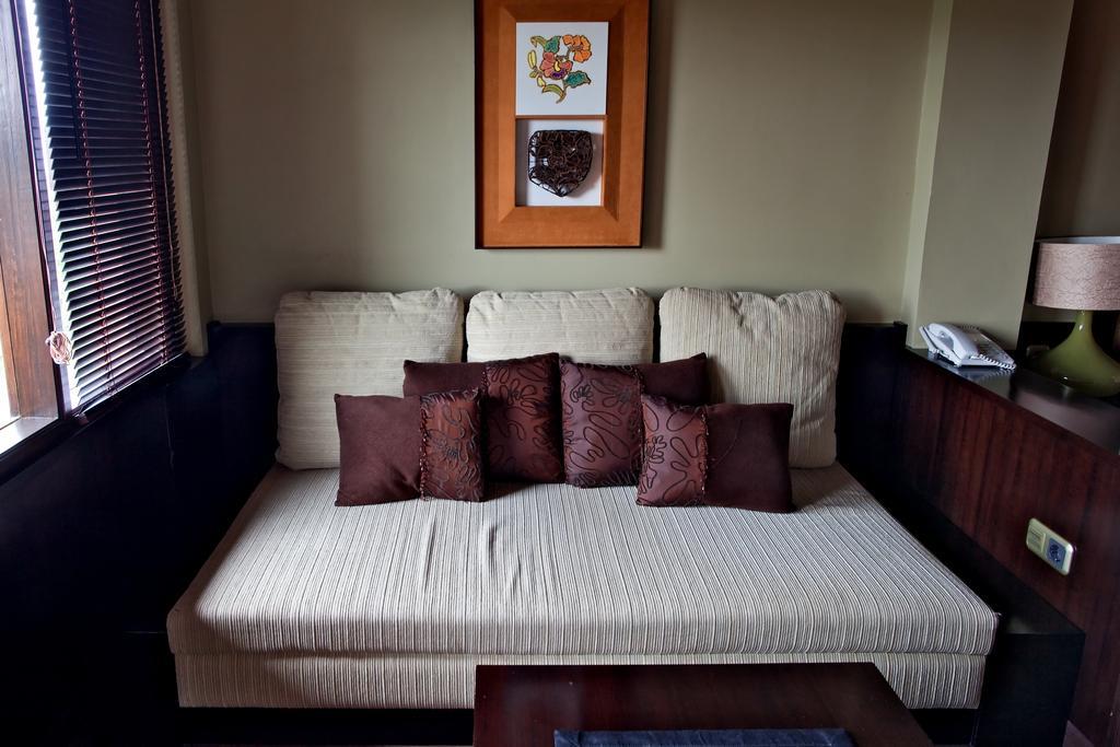 The Valley Resort Hotel Cimenyan Extérieur photo